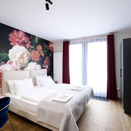 كراكوفيا Aparthotel Inspire Miodova Residence المظهر الخارجي الصورة