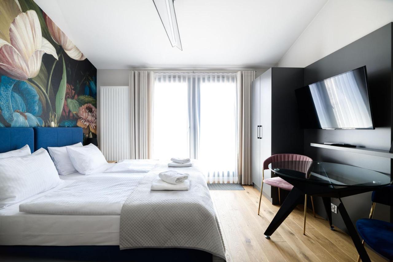 كراكوفيا Aparthotel Inspire Miodova Residence المظهر الخارجي الصورة