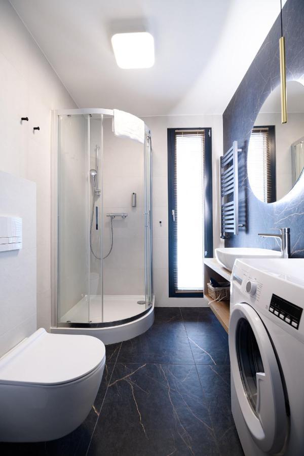 كراكوفيا Aparthotel Inspire Miodova Residence المظهر الخارجي الصورة