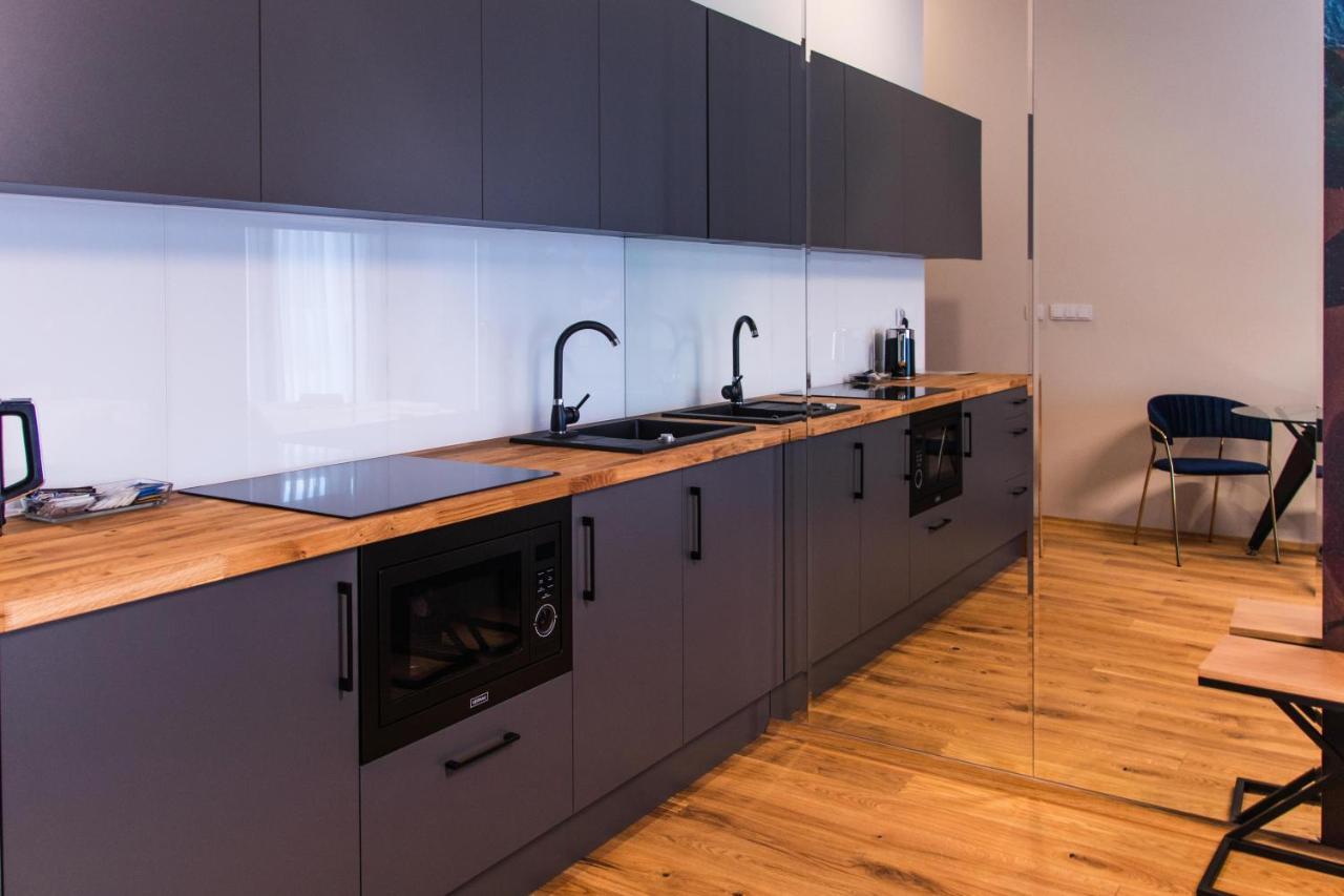كراكوفيا Aparthotel Inspire Miodova Residence المظهر الخارجي الصورة
