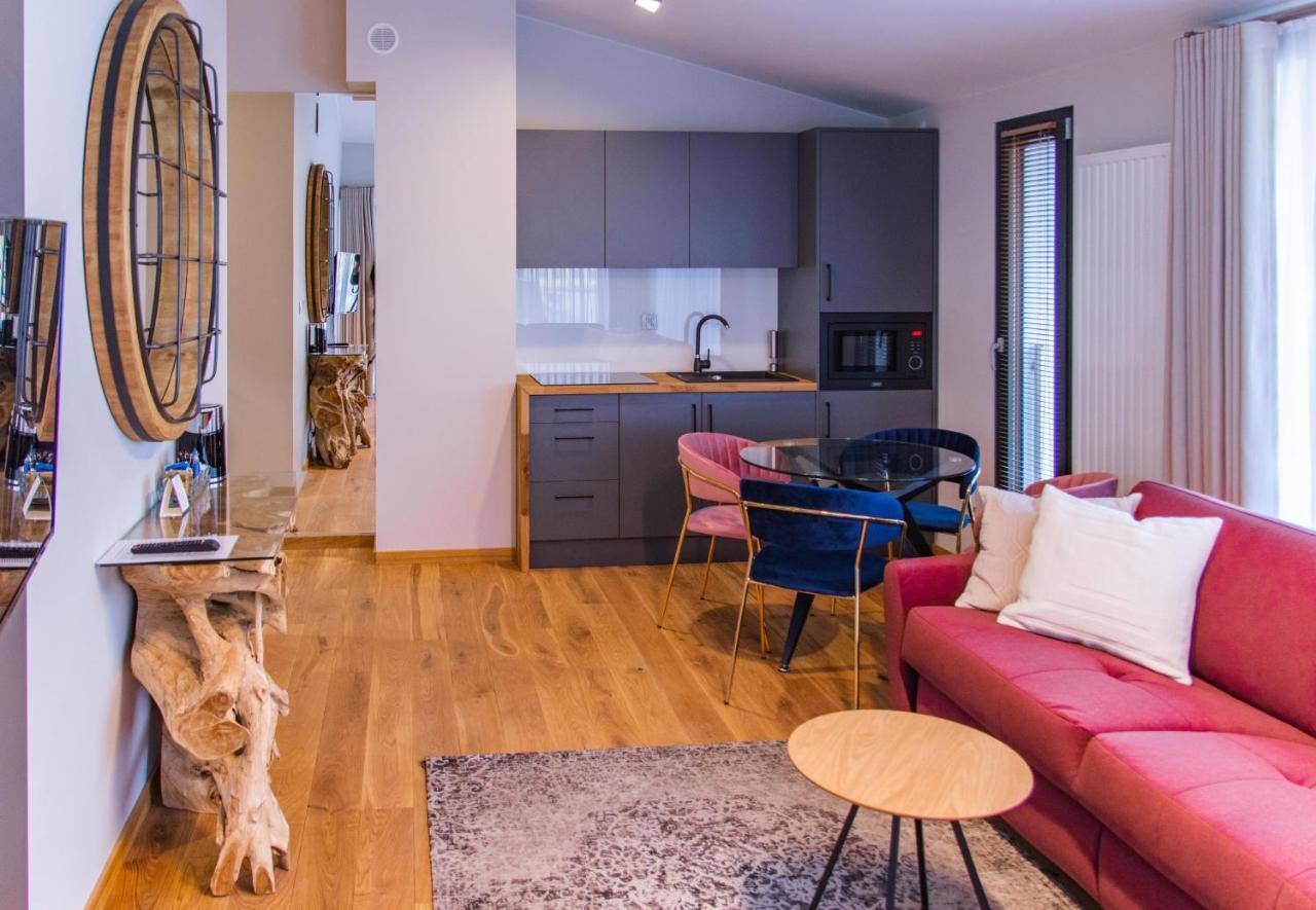 كراكوفيا Aparthotel Inspire Miodova Residence المظهر الخارجي الصورة